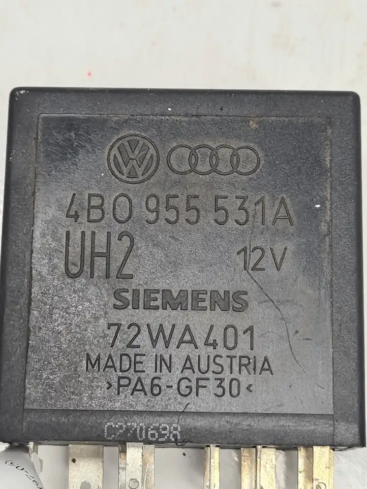 Audi A6 S6 C5 4B (1997 - 2001) 4B0955531A Другое реле — фото 3