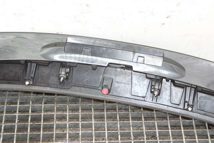 Toyota RAV 4 (XA40) (2012 - 2018)  7608542130 Спойлер