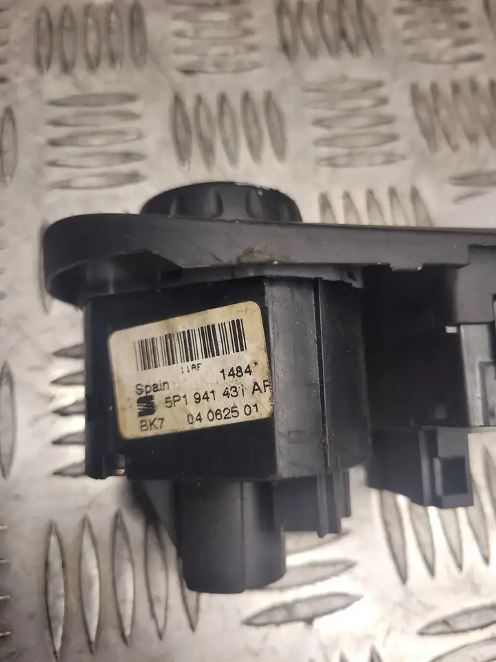Seat Altea XL (2004 - 2015) 5P1941431AF Включатель фонарей — фото 2
