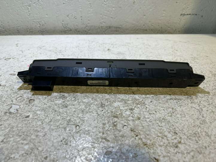 Land Rover Range Rover Sport (2005 - 2009)  YUL500570WUX Другие включатели / ручки/ переключатели