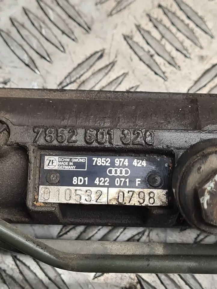 Audi A4 S4 B5 8D (1999 - 2001) 8D1422071F Рулевая колонка — фото 2
