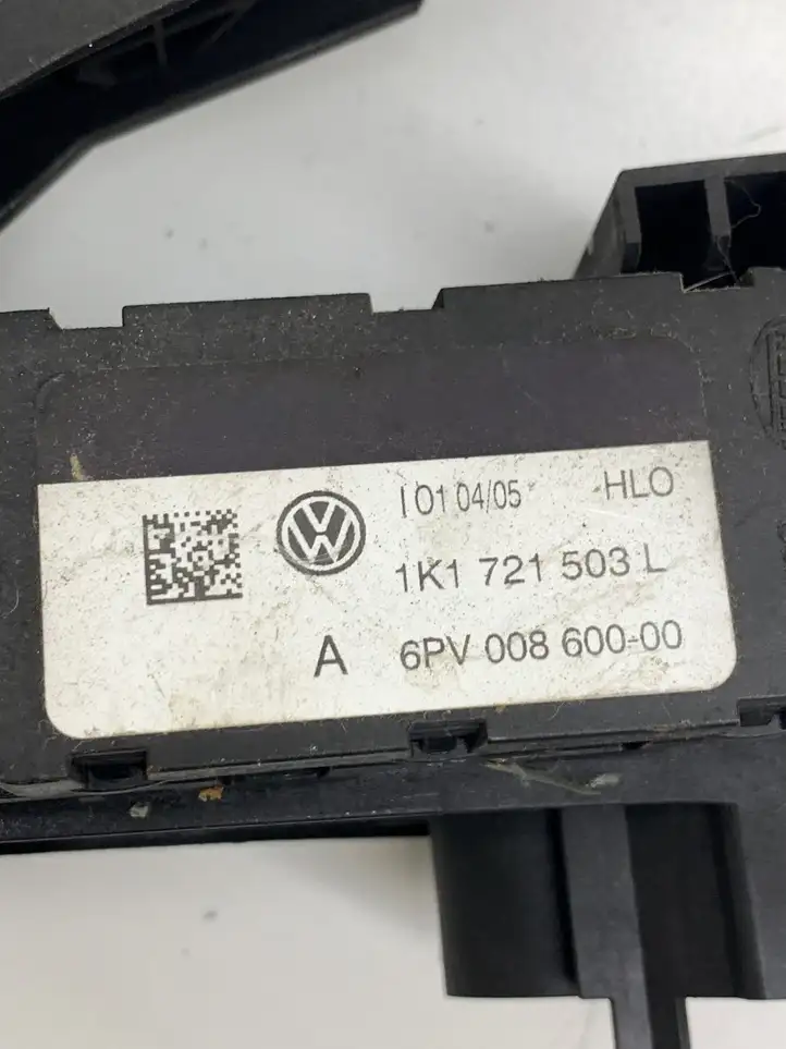 Volkswagen Golf V (2003 - 2009) 1K1721503L Педаль акселератора — фото 2