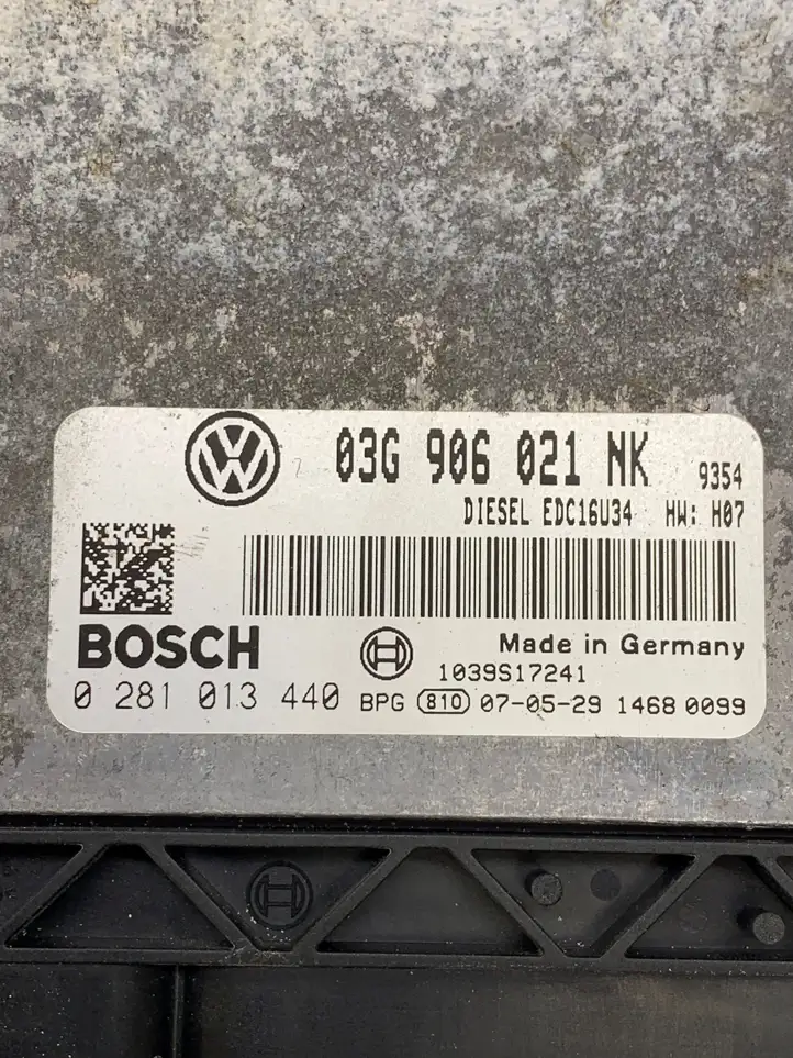 Volkswagen PASSAT B6 (2005 - 2010) 03G906021NK Блок управления двигателем (ЭБУ) — фото 2