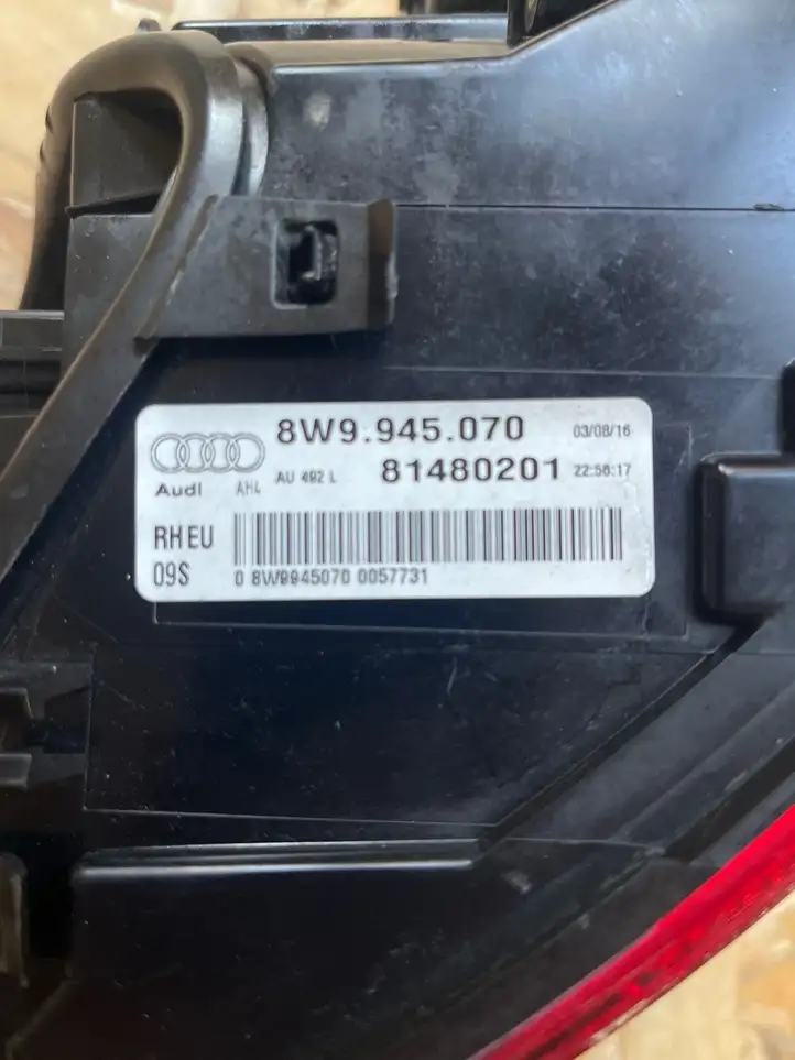 Audi A4 S4 B9 (2015 - 2019) 8W9945070 Задний фонарь в кузове — фото 2
