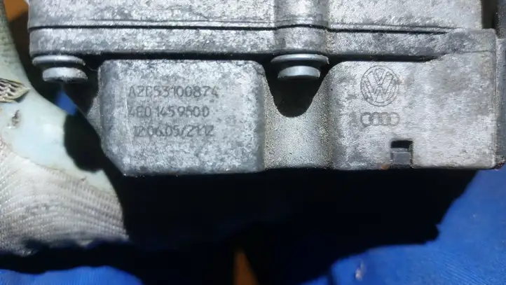 Audi A6 S6 C6 4F (2004 - 2008) 4E0145950D Дроссельная заслонка — фото 2