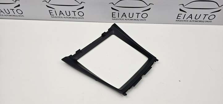 BMW X5 E70 (2006 - 2013)  6956756 Рамка рычага переключения передач