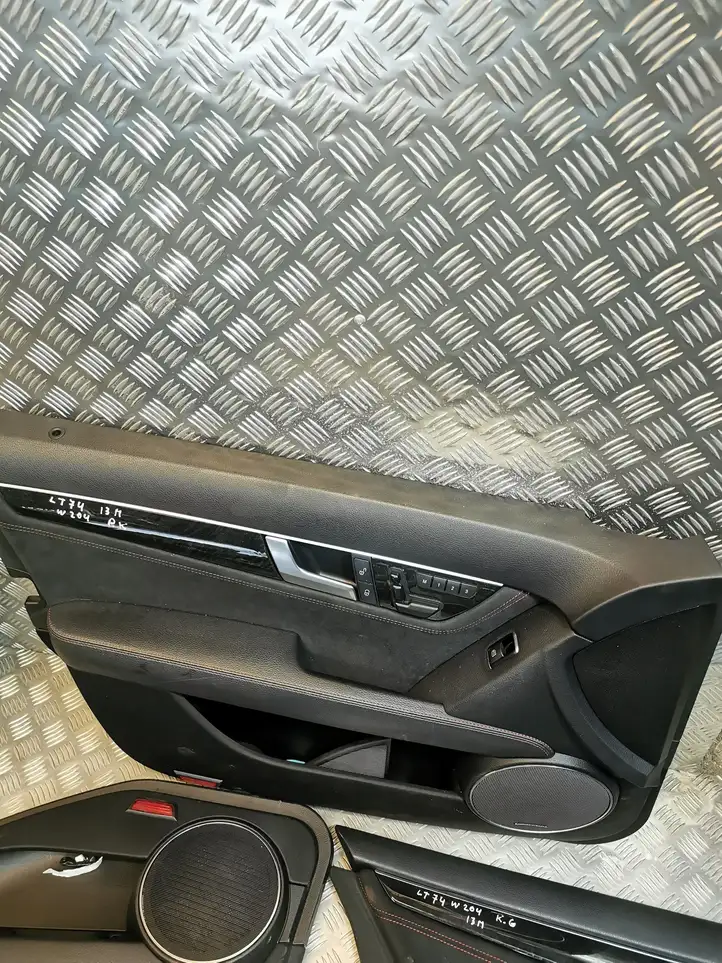 Mercedes-Benz C W204 (2007 - 2014) Комплект салона — фото 3