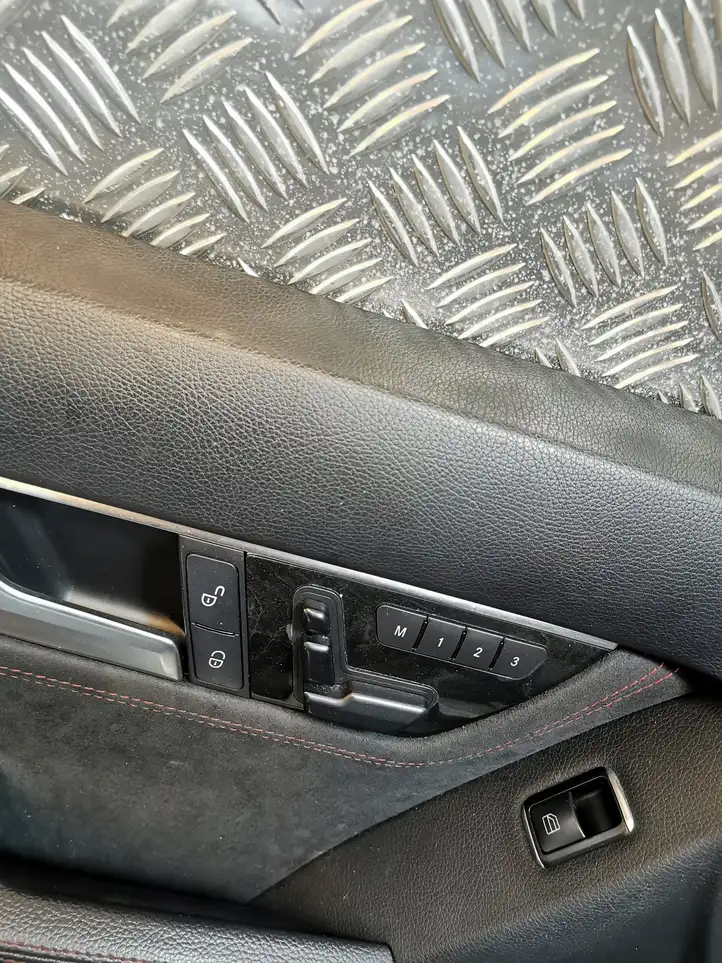 Mercedes-Benz C W204 (2007 - 2014) Комплект салона — фото 4