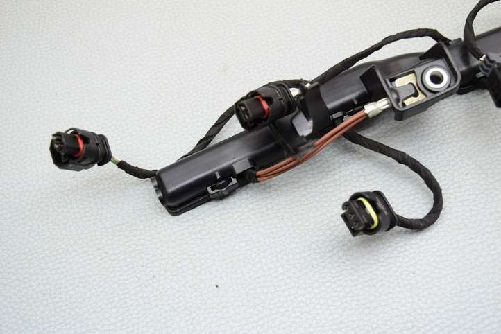 BMW X1 F48 F49 (2015 - 2022)  8685853 Провода жиклер (форсунок) топлива