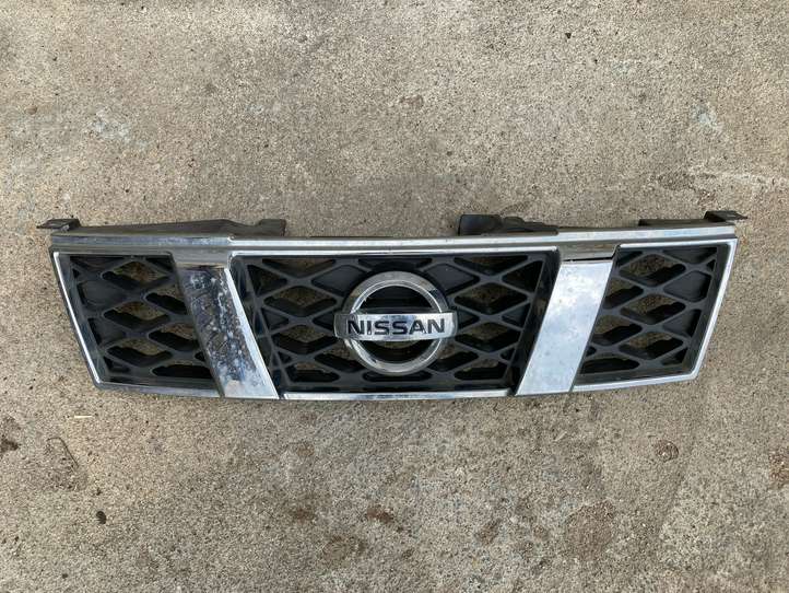 Nissan X-Trail T31 (2007 - 2014)  62310JG40A Передняя решётка