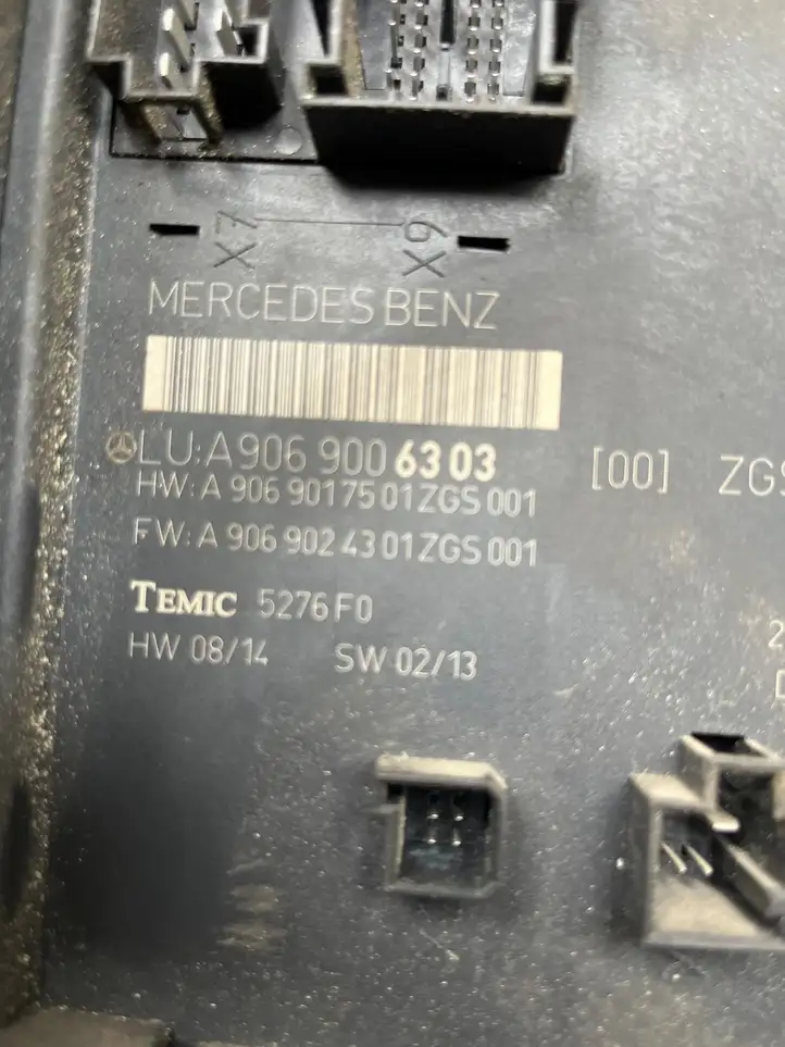 Mercedes-Benz Sprinter W906 (2006 - 2018) A9069006303 Модуль комфорта — фото 2