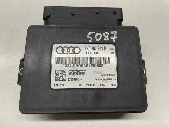 Audi Q5 SQ5 (2012 - 2017) Блок управления стояночным тормозом — фото 1