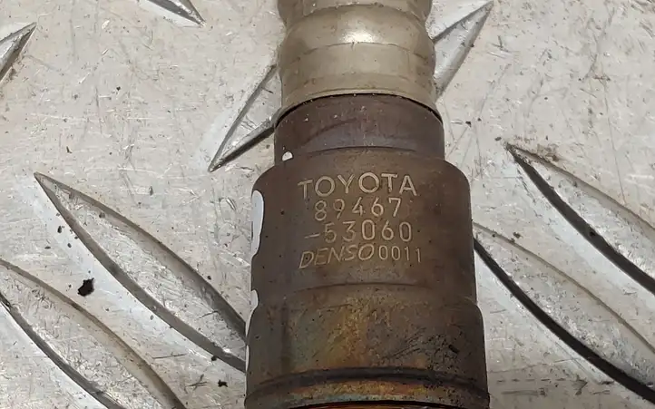 Toyota Yaris (2014 - 2019) 8946753060 Лямбда-зонд — фото 3
