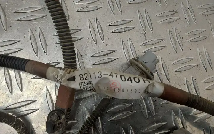 Toyota Prius (XW30) (2009 - 2015) 8211347040H Прочая электропроводка — фото 2