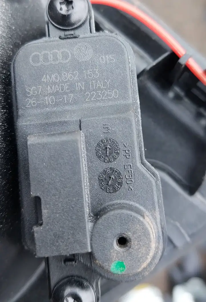 Audi Q2 - (2016 - ) 81a809906 Крышка топливного бака — фото 5