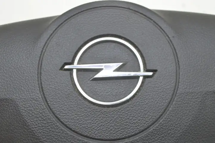 Opel Vectra C (2005 - 2009) Подушка безопасности руля — фото 4