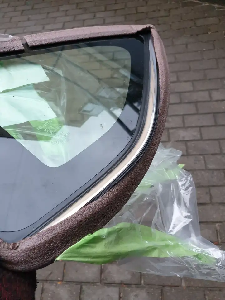 Toyota RAV 4 (XA40) (2012 - 2018) 6272042350 Заднее боковое стекло — фото 4