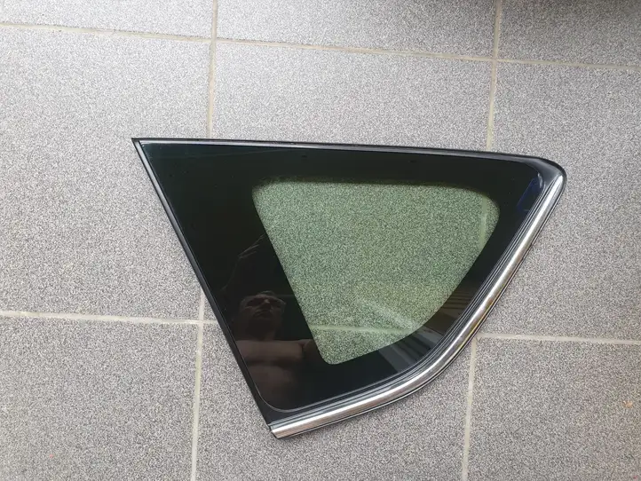 Toyota RAV 4 (XA40) (2012 - 2018) 6272042350 Заднее боковое стекло — фото 7