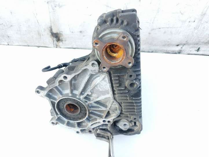 BMW 5 E60 E61 (2004 - 2010)  7537077 Редуктор коробки передач (раздатка)