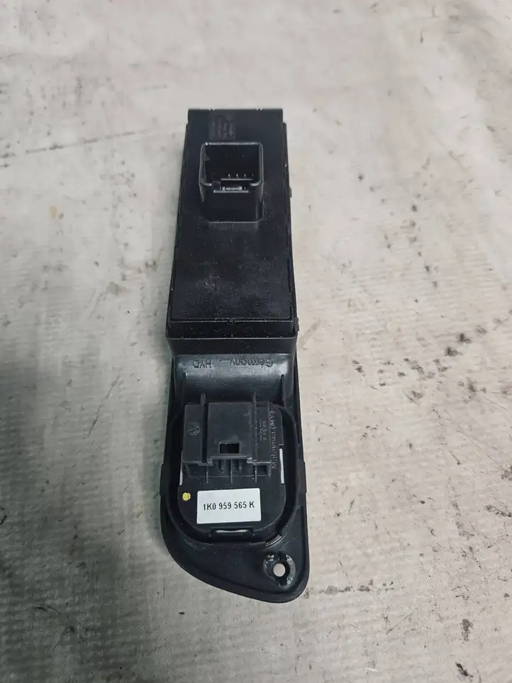Volkswagen Tiguan (2007 - 2011) 1K4959857B Блок кнопок стеклоподъемников — фото 2