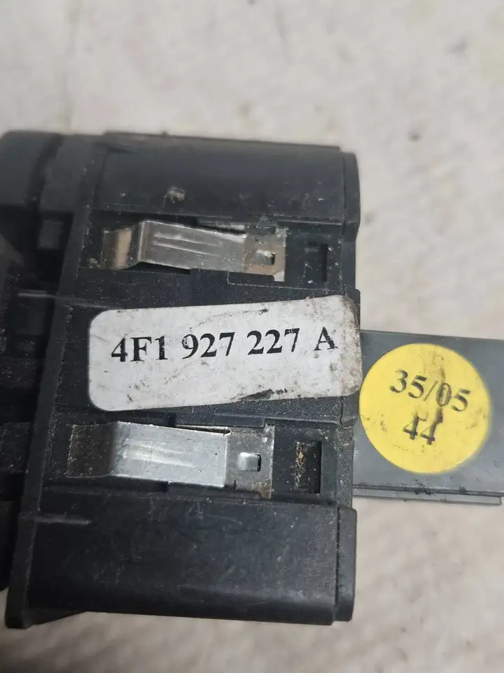 Audi A6 S6 C6 4F (2004 - 2008) 4F1927227A Другие включатели / ручки/ переключатели — фото 3