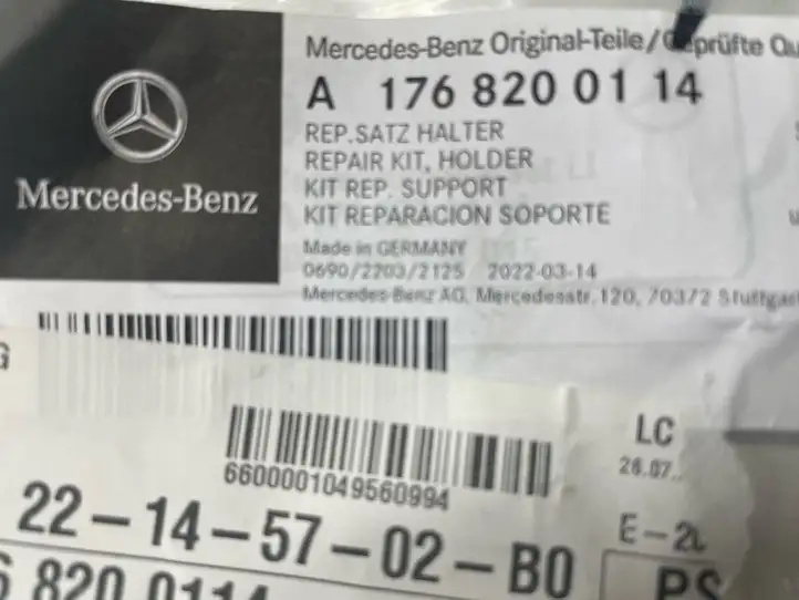 Mercedes-Benz A W176 (2012 - 2018) 1768200114 Кронштейн передней фары — фото 2