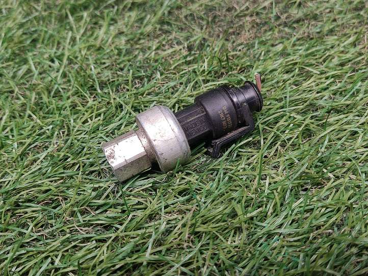 Opel Astra (2004 - 2009)  9131721 Датчик давления кондиционера воздуха