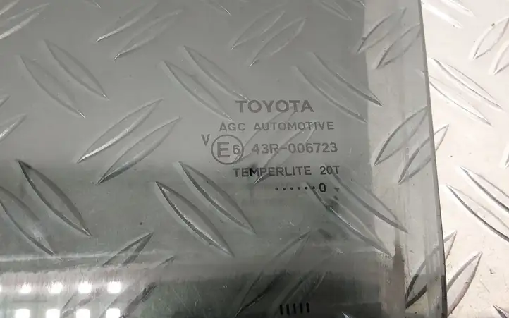 Toyota Avensis T270 (2009 - 2012) Стекло задней двери — фото 3
