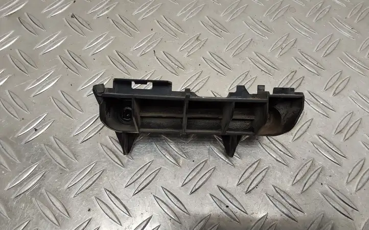 Toyota Avensis T270 (2009 - 2012) 5256305040 Кронштейн заднего бампера — фото 1