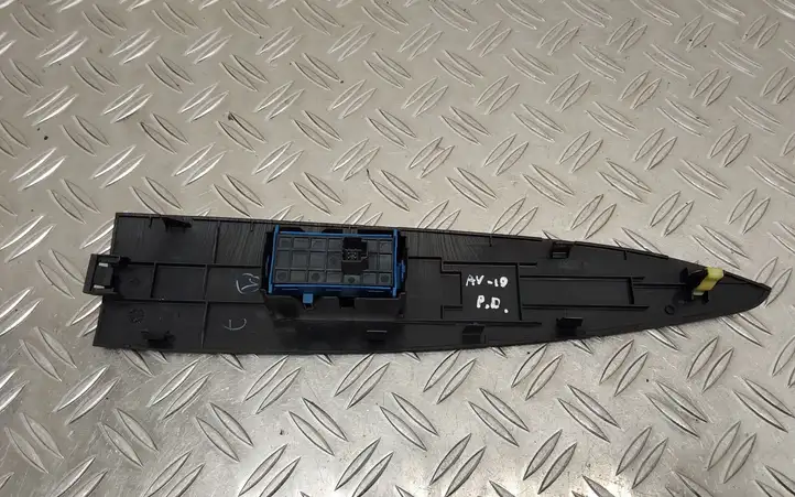 Toyota Avensis T270 (2009 - 2012) 7423105220 Блок кнопок стеклоподъемников — фото 4