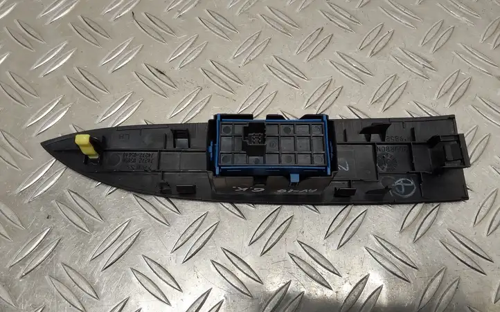 Toyota Avensis T270 (2009 - 2012) 8481005070 Блок кнопок стеклоподъемников — фото 3