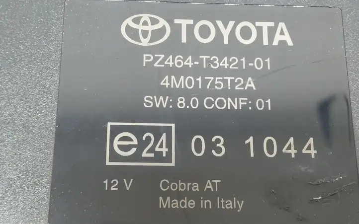Toyota Avensis T270 (2009 - 2012) PZ464T342101 Блок управления парктрониками — фото 2
