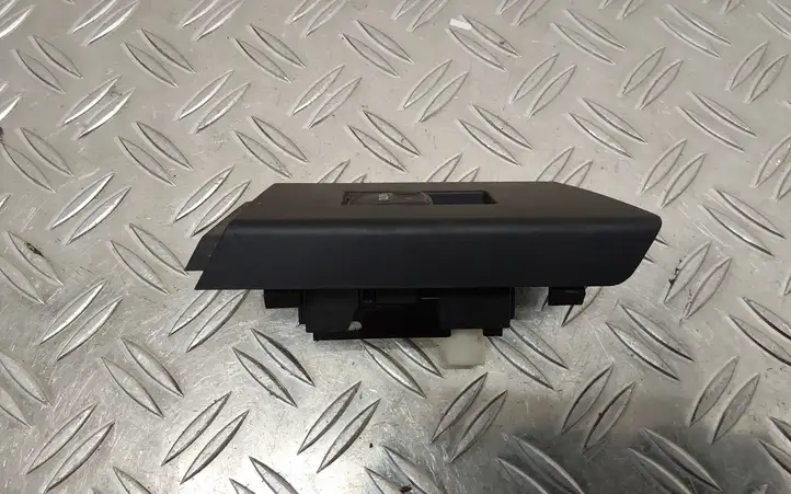 Toyota Auris E180 (2012 - 2018) 7427202630 Блок кнопок стеклоподъемников — фото 4