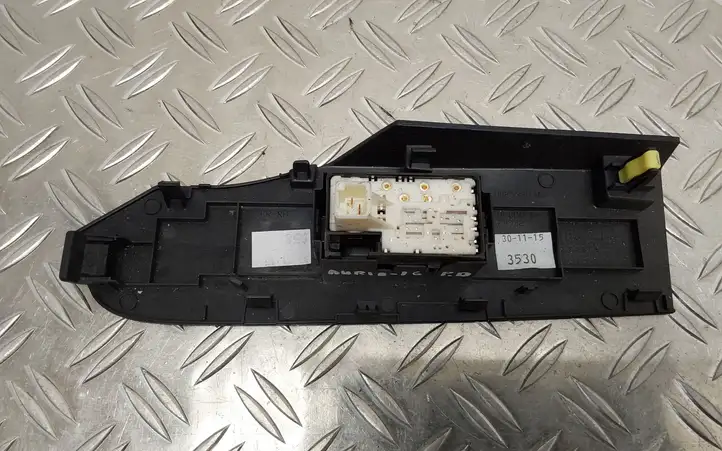 Toyota Auris E180 (2012 - 2018) 7423102D50 Блок кнопок стеклоподъемников — фото 4