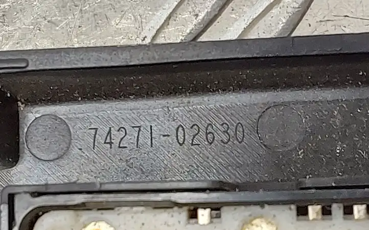 Toyota Auris E180 (2012 - 2018) 7427102630 Блок кнопок стеклоподъемников — фото 2