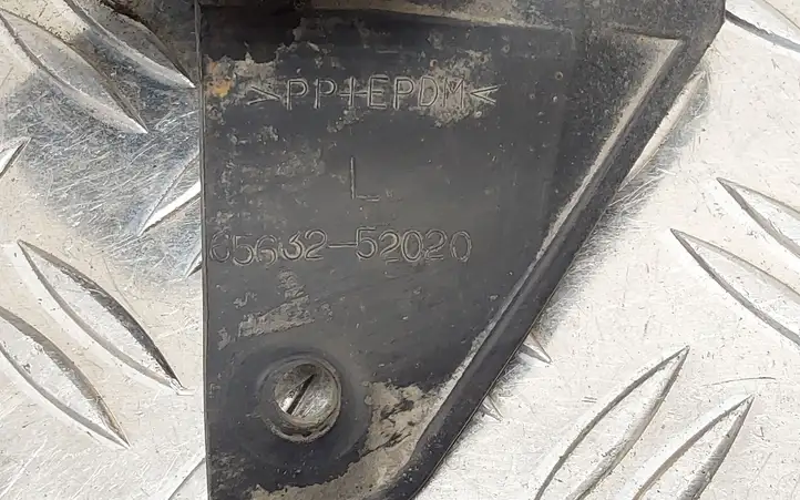 Toyota Yaris Verso (1999 - 2005) 6563252020 Отделка заднего порога — фото 3