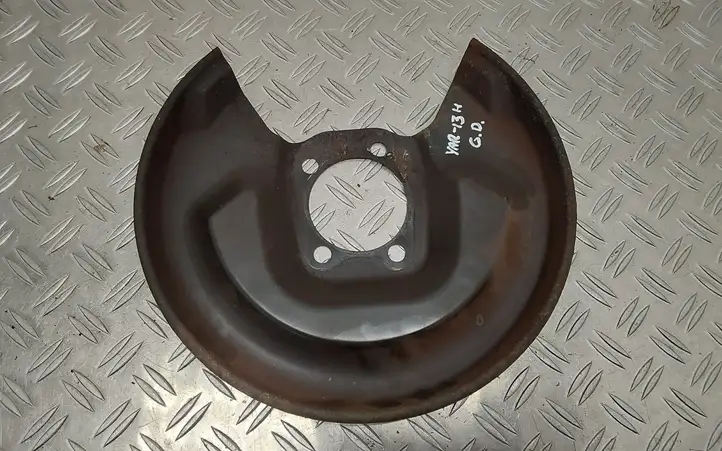 Toyota Yaris (2012 - 2014) Защитный кожух заднего тормозного диска — фото 1