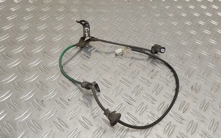 Toyota Yaris (2012 - 2014) Проводка заднего датчика ABS — фото 4