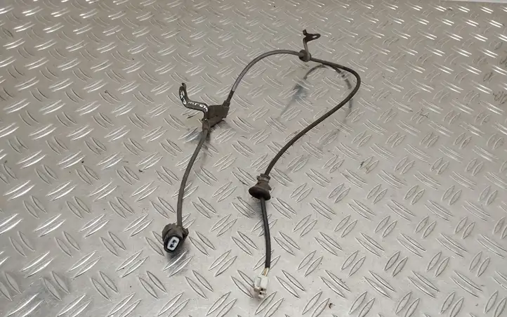 Toyota Yaris (2012 - 2014) Проводка заднего датчика ABS — фото 1