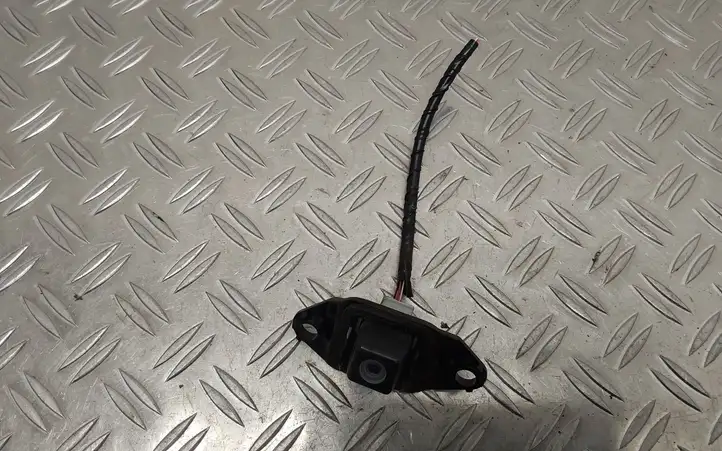 Toyota Yaris (2012 - 2014) 867900D010 Видеокамера заднего вида — фото 2