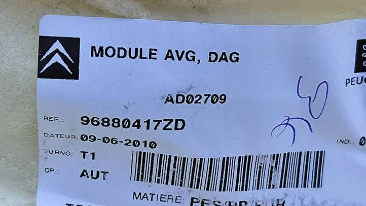 Citroen C4 Picasso (2006 - 2013)  96880417ZD Передний коврик салона