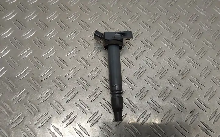 Toyota Yaris (2014 - 2019) 9091902257 Катушка зажигания — фото 1