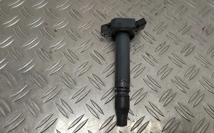 Toyota Yaris (2014 - 2019) 9091902257 Катушка зажигания — фото 1