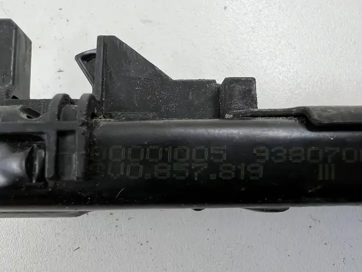 Volkswagen Golf VII (2013 - 2019) 8v0857819 Регулятор ремня безопасности — фото 2