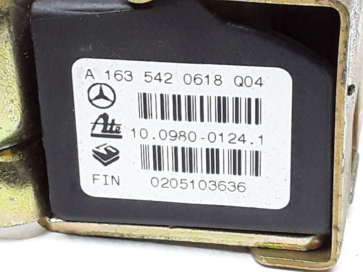 Mercedes-Benz C W203 (2000 - 2007)  A1635420618 Датчик ESP (системы стабильности) (датчик курсовой устойчивости))