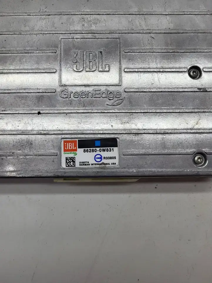 Toyota Prius+ (ZVW40) (2011 - 2018) 862800W831 Усилитель звука — фото 4