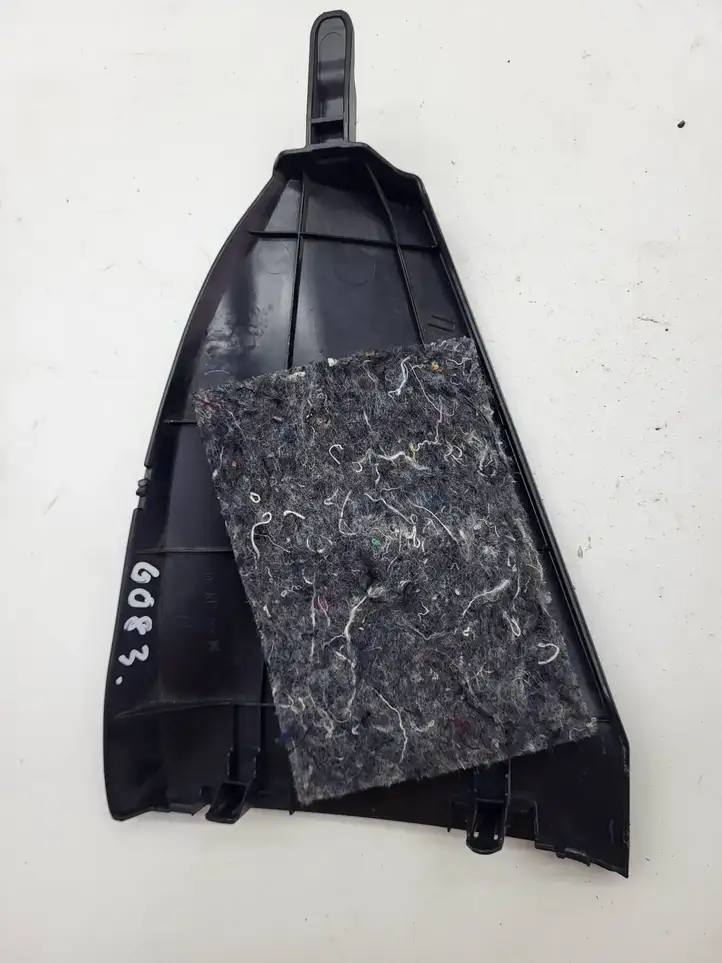 Toyota Prius+ (ZVW40) (2011 - 2018) 5853547020 Прочие детали салона — фото 2
