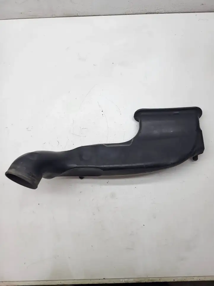 Opel Astra H (2004 - 2009) 551020308 Трубка подачи воздуха — фото 2