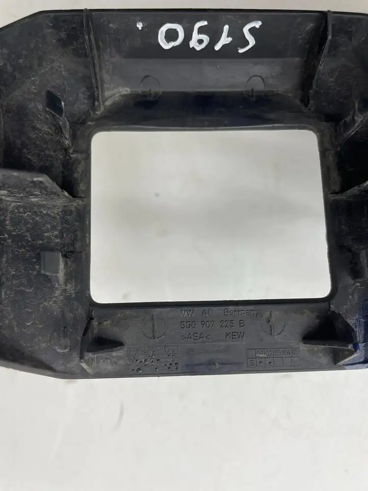 Volkswagen Golf VII (2013 - 2019) 5g0907225b Другая часть кузова — фото 2