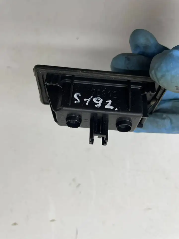 Audi A6 C7 (2011 - 2014) 4g0943021 Подсветка номера — фото 3